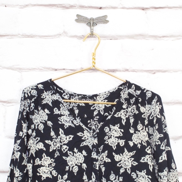 Volcom Longsleeve Romper Size M 12 - Picture 4 of 8